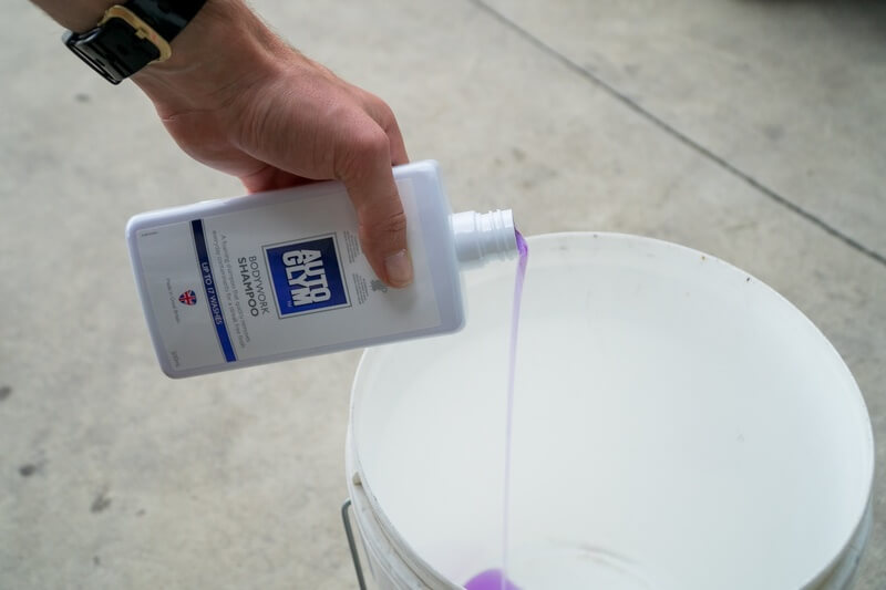 Car wash using Autoglym Bodywork Shampoo