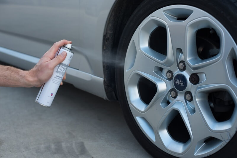 How to Clean Brake Dust