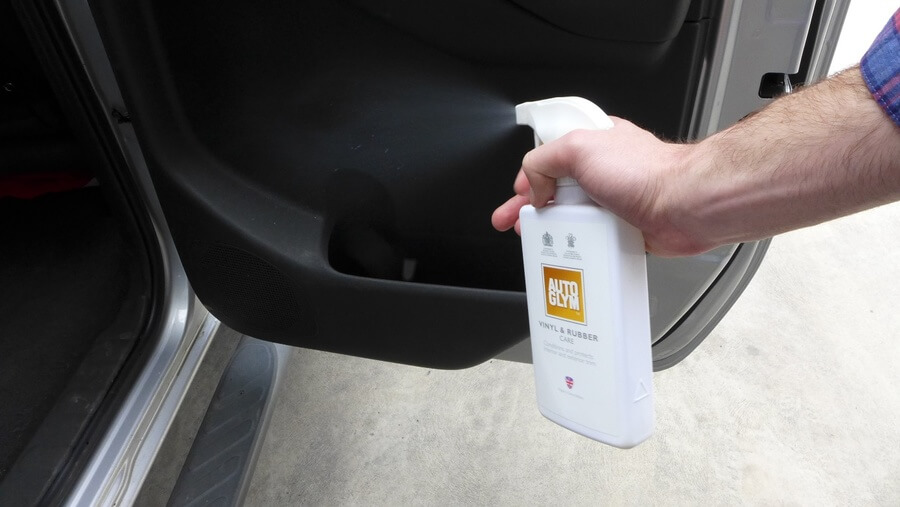 easy way to clean car interior using Autoglym